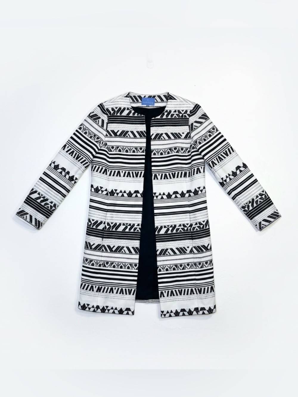 Alice Walk Black White Geometric Jacquard Open Front Longline Tailored Jacket 8